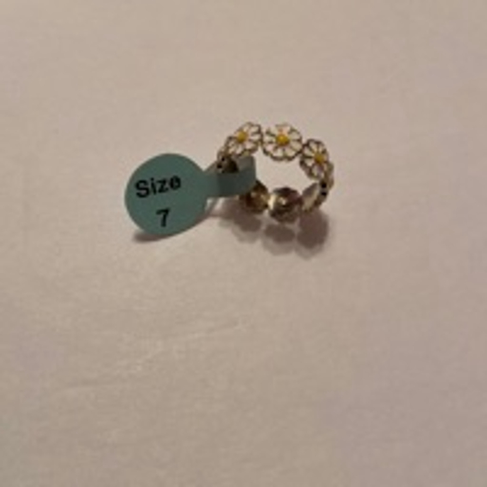 Sterling Silver Daisy FZN Ring Size 7 White & Yellow Kidcore
